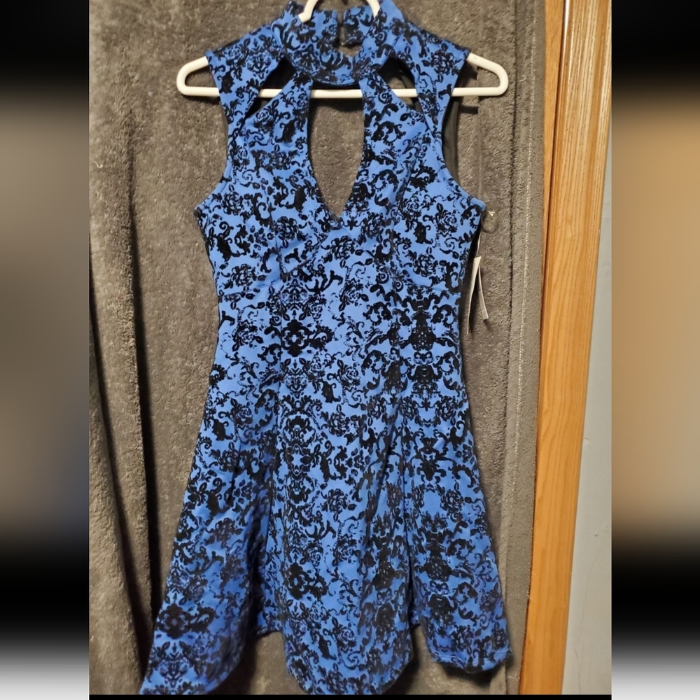 Womens Medium Dusty Sky Trixxi Dress